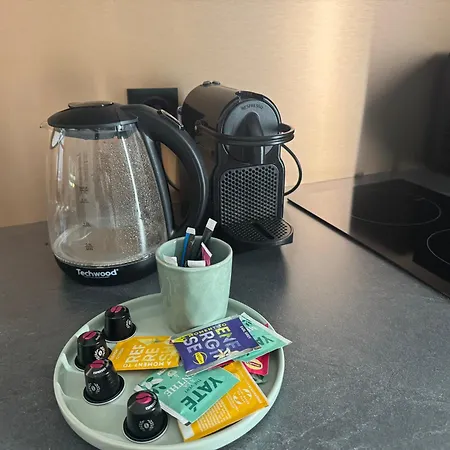 Proche Aéroport De Nantes 3*