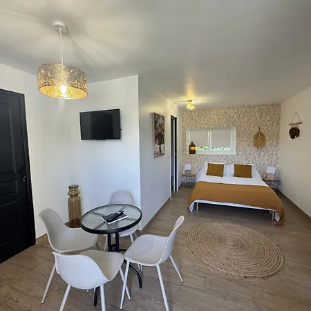 Proche Aéroport De Nantes Affittacamere 3*